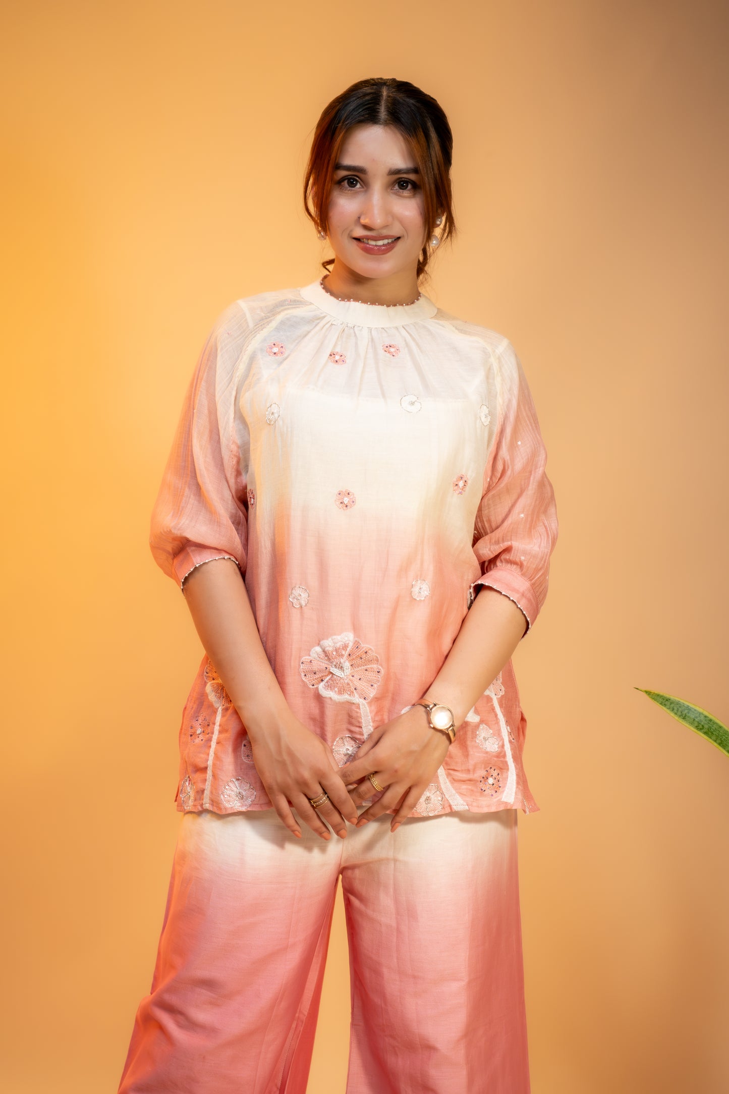 Elegant Peach Ombre Kurta Set in Pure Mul Chanderi