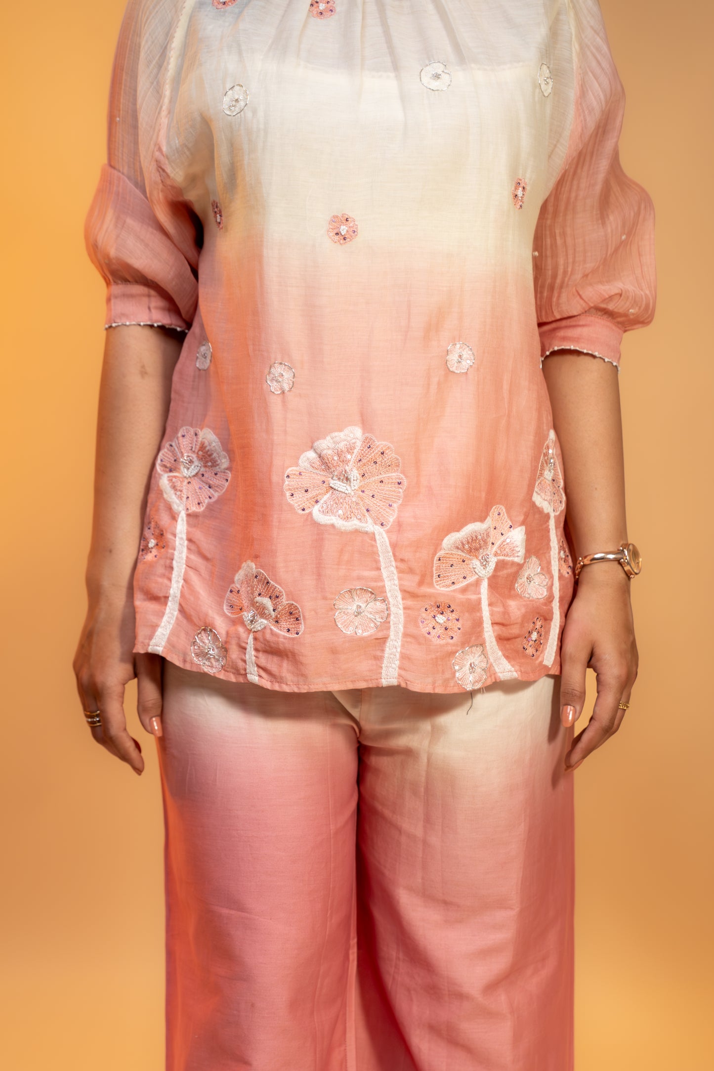 Elegant Peach Ombre Kurta Set in Pure Mul Chanderi